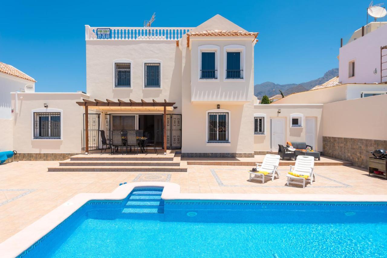 Beautiful Villa Sahara, Bbq, Heated Pool! Costa Adeje  Exterior photo
